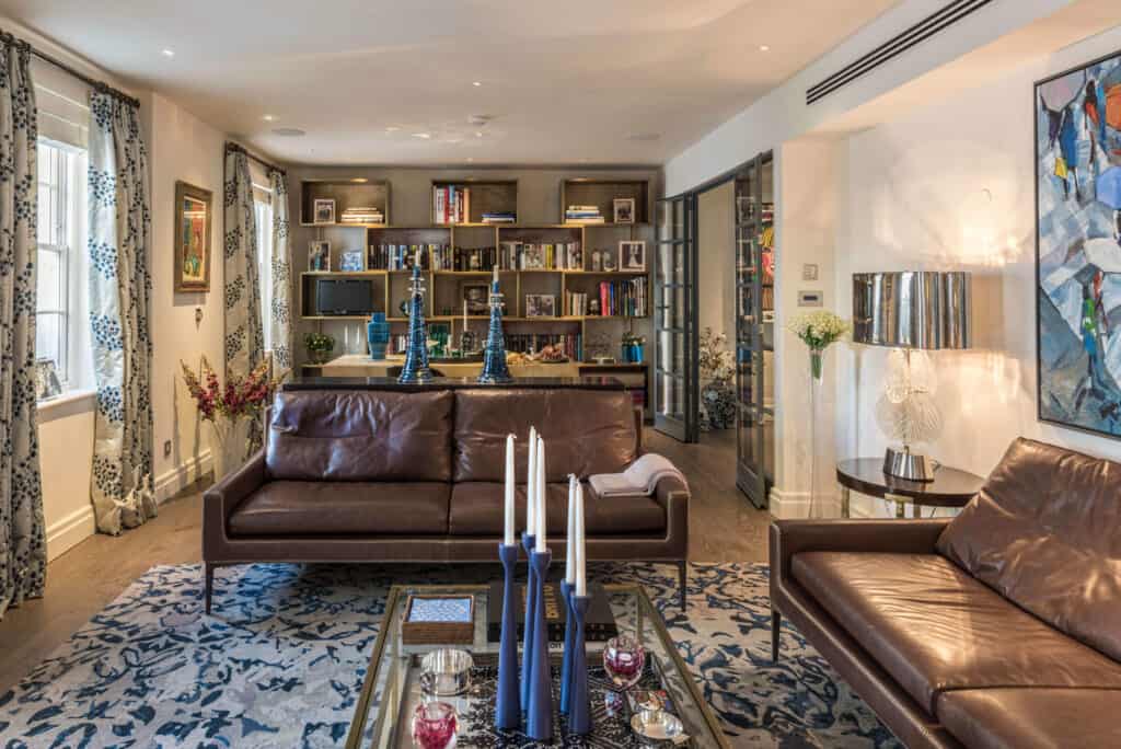Eaton Mews North lounge
