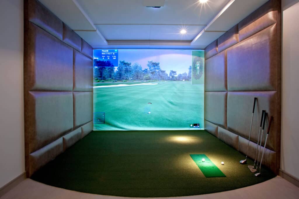 Pont Street Mews golf simulator