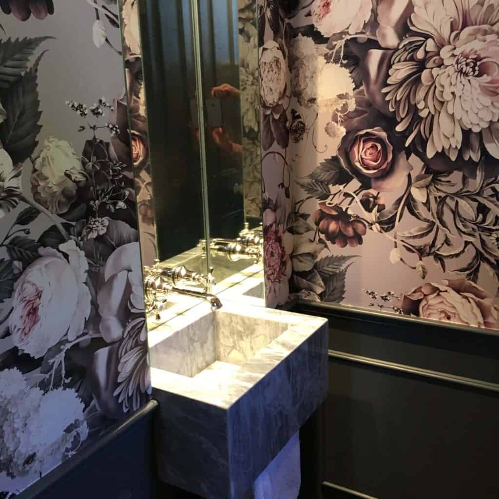 Luxurious bathroom at Ladbroke Grove